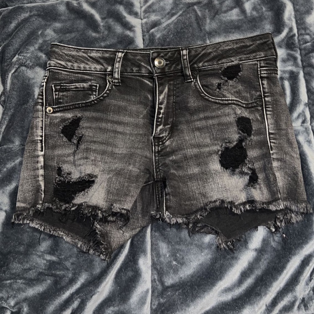 American Eagle midi super stretch distressed black jean shorts , size 6